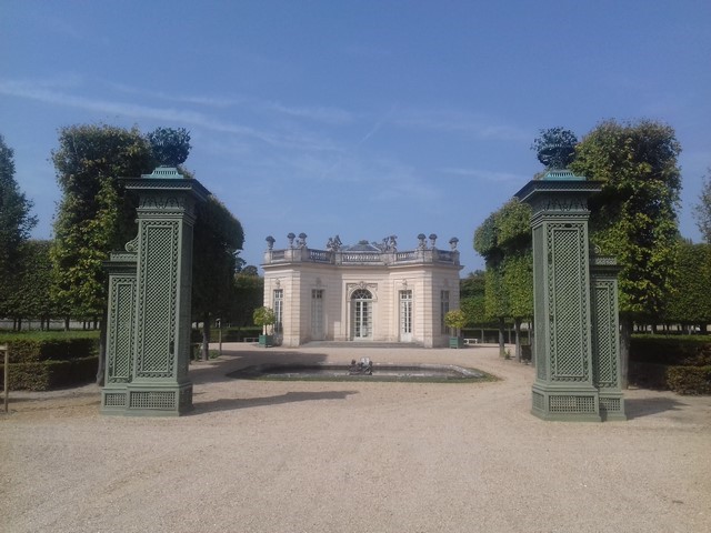 padiglioni e giardini fra grand e petit trianon (67)