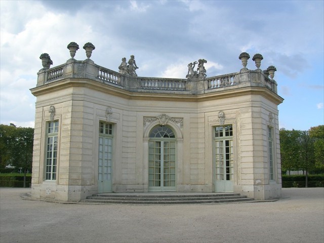 padiglioni e giardini fra grand e petit trianon (98)